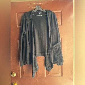 American Living Black Cardigan Size Large 
Front Pockets and Longer I  Front